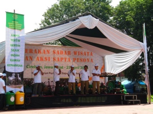 Aksi Sapta Pesona Sadar Wisata di Kota Cirebon.